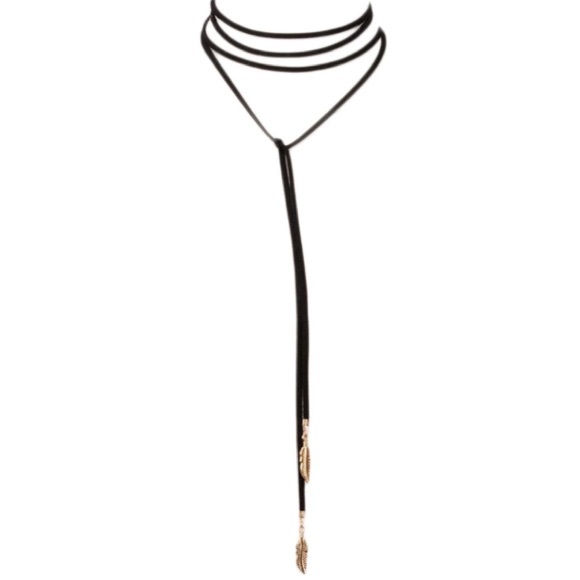 NEW GOTHIC FEATHER ROPE NECKLACE - Picture 3 of 4